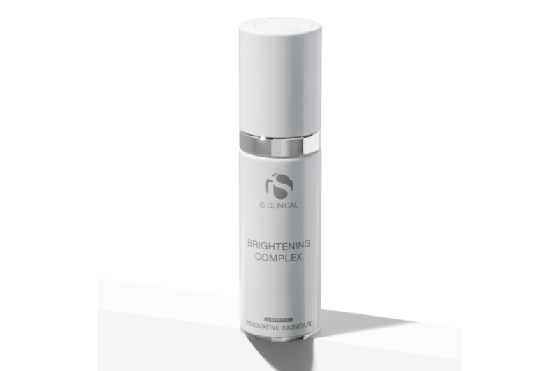 iS Clinical Brightening Complex. O'Skin Clinic Kolding.