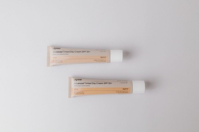 Apeer Advanced Tinted Day Cream Light